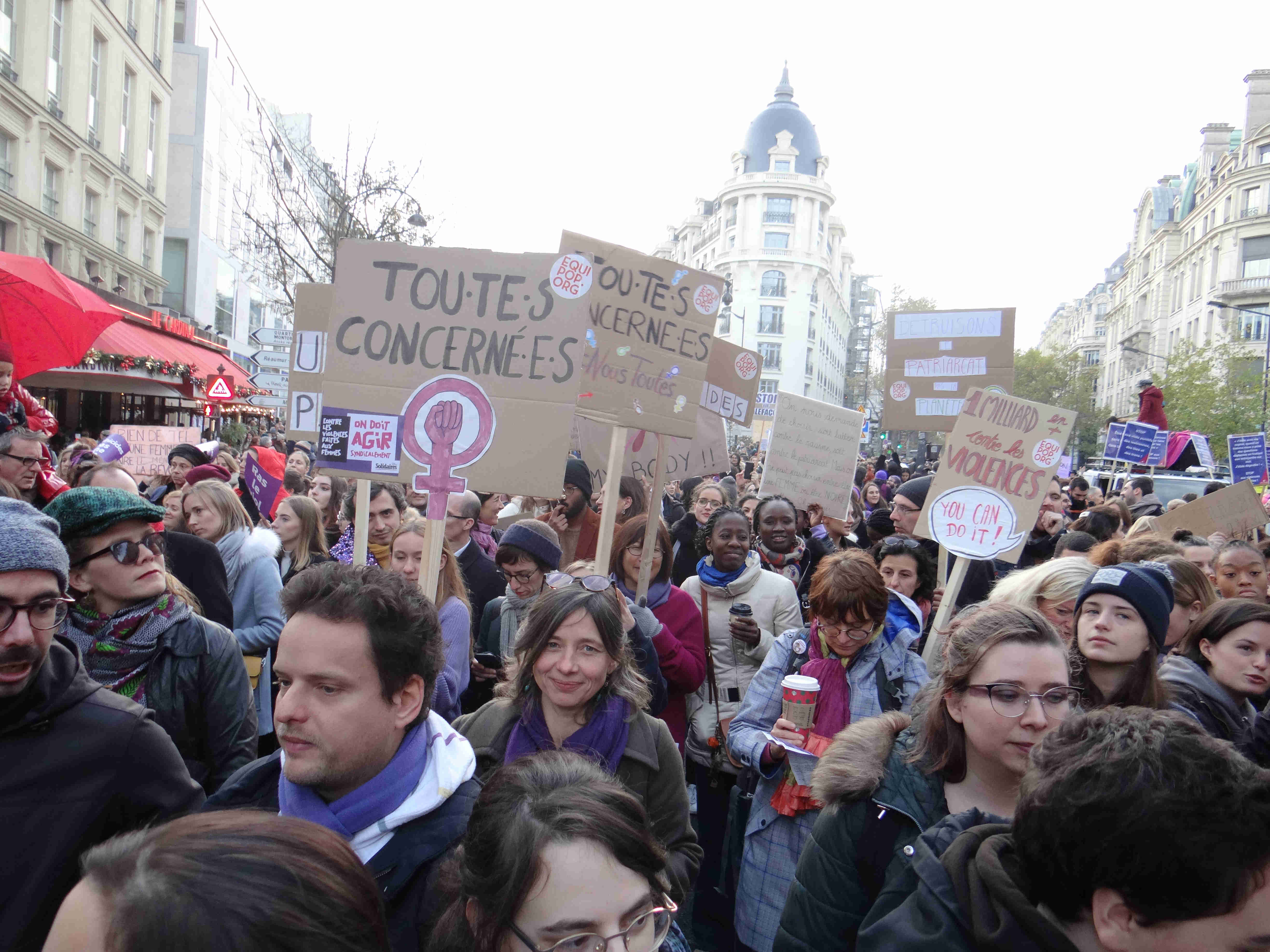 manifestation féministes nous toutes